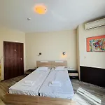 아파트호텔 Izvora Front 4*