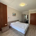 아파트호텔 Izvora Front 4*