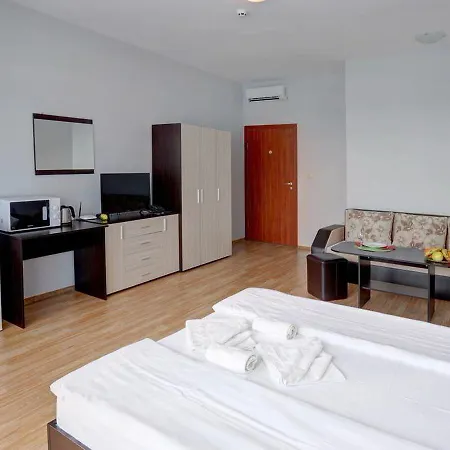 Izvora Front Appart hôtel Sables d'or