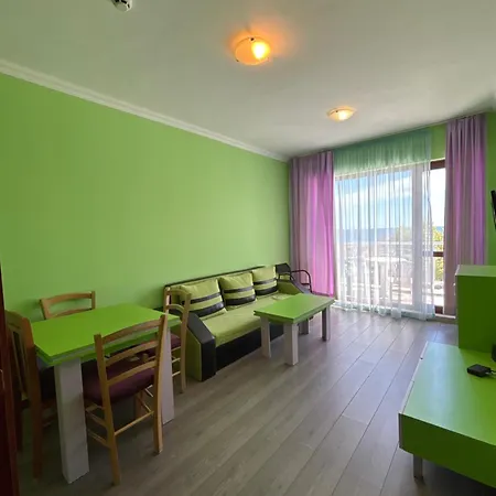 Izvora Front Aparthotel Goldstrand