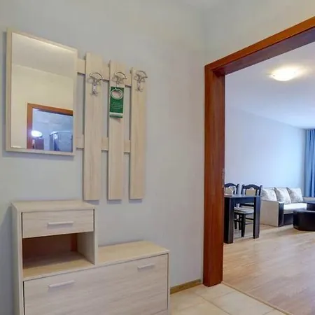 Izvora Front Appart hôtel Sables d'or