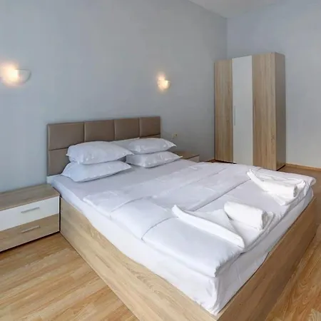 1-st Line Izvora Sea View On 3* Nisipurile de Aur