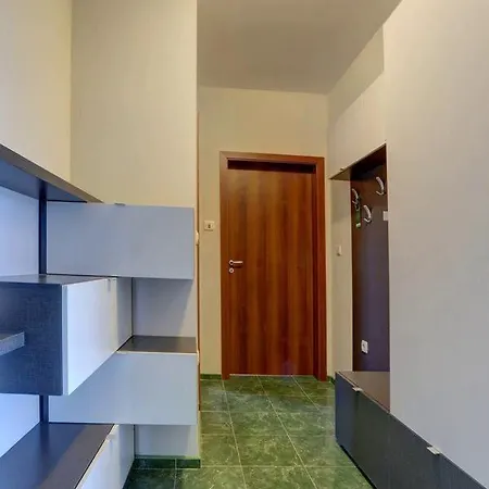 Hotel de apartamente 1-st Line Izvora Sea View On 3*