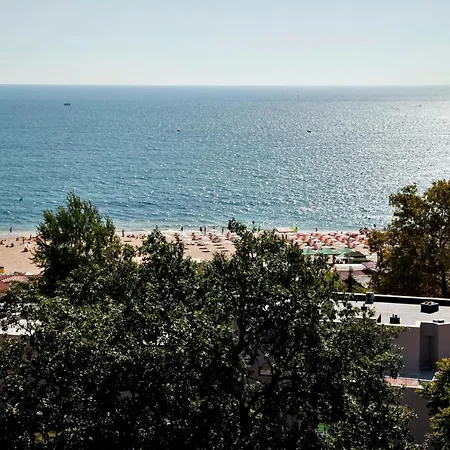 Hotel de apartamente 1-st Line Izvora Sea View On Nisipurile de Aur