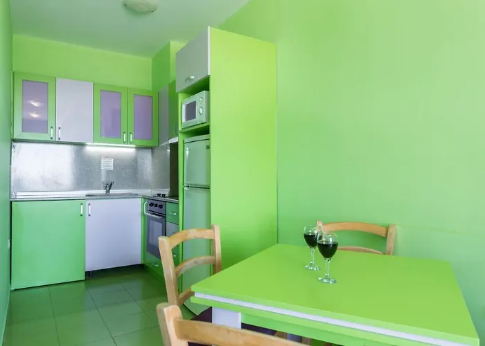 Izvora Front 3* Zlate písky