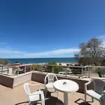Hotel apartamentowy Izvora Front Złote Piaski