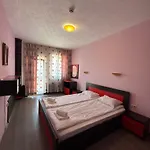 Hotel apartamentowy Izvora Front Złote Piaski