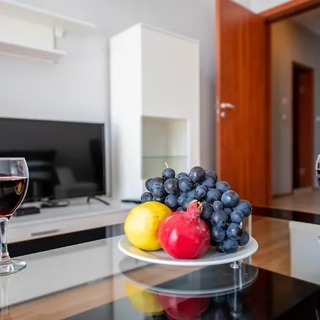 Izvora Front 3* גולדן סנדס