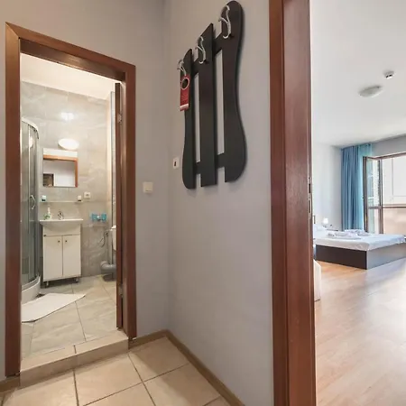 1-st Line Izvora Sea View On 3* Golden Sands