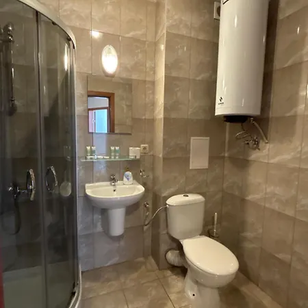 Izvora Front 4* Aranyhomok