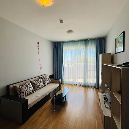 Appart hôtel Izvora Front 3*