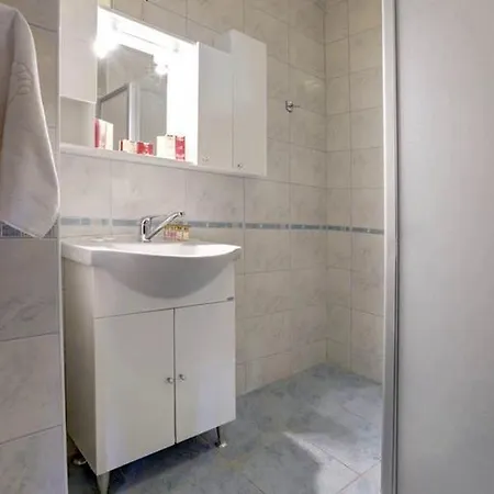 מלון דירות Izvora Front גולדן סנדס